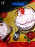 স্ট্রবেরি আইসক্রিম(Strawberry Icecream recipe in bengali)