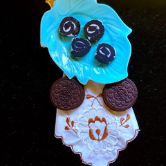 A picture of Mini Oreo Swiss Roll.
