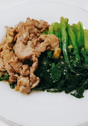 รูปของ หมูผัดน้ำมันหอยคะน้าฮ่องกง