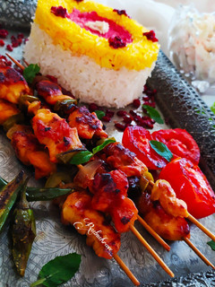 عکسی از دستور جوجه کباب با سیخ چوبی