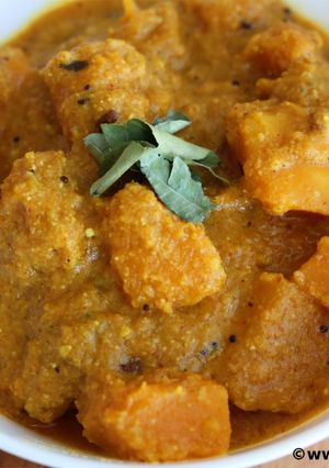 A picture of Kodha Nu Shaak/Bhopda Chi Bhaji/Kaddu Ki Subji/Pumpkin Curry.