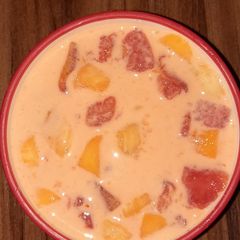 A picture of Milk fruit salad.
