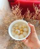 Chè nhãn hạt sen