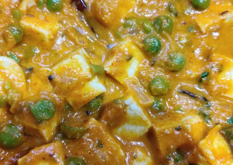 Mutter Paneer