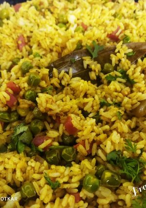 A picture of Matar Pulao.
