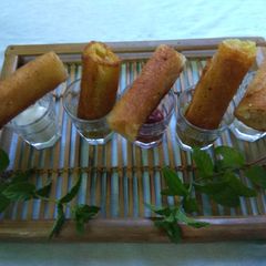 A picture of Shahi Bread Roll.