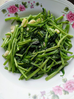 蒜香空心菜(低醣生酮餐)(方便素)(家常菜) 的食譜成品照片