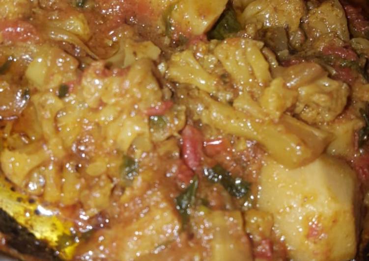 Recipe of Yummy Allu and ghobi bhujiya