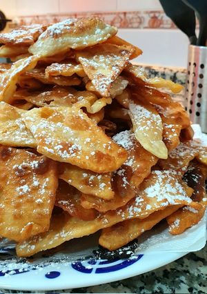 Una foto de Orejas de Carnaval (receta de Orellas de Entroido gallegas)