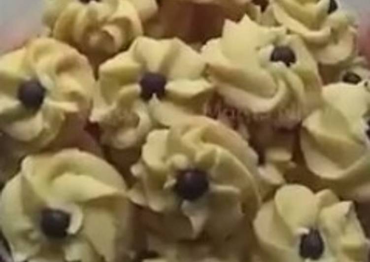 Kue semprit susu renyah