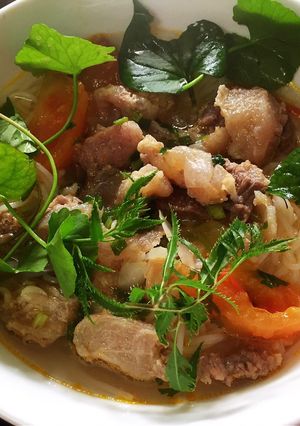 Hình của món Bún gân bò.