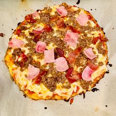 A picture of Keto Pizza.