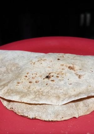 রুটি (Roti recipe in Bengali) রেসিপির প্রধান ছবি