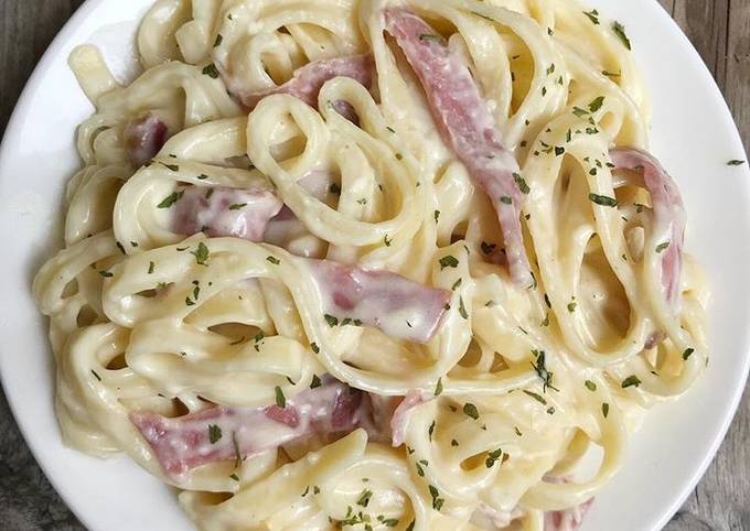 Fettucini carbonara