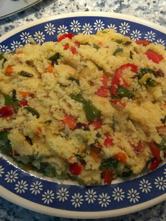 Una foto de Cuscus de verduras