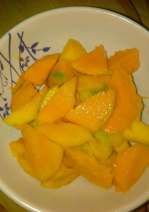 A picture of Mango.