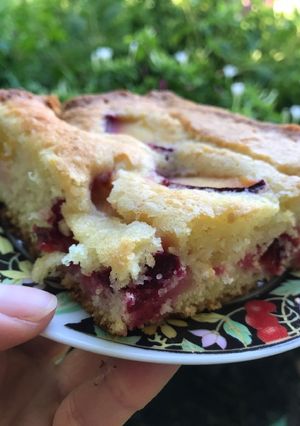 Una foto de Torta de ciruela bien fácil