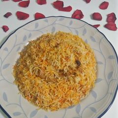 A picture of Chicken biryani.