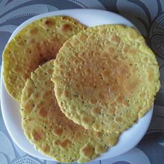 Crisp Mangroli Thepla A picture of Crisp Mangroli Thepla.