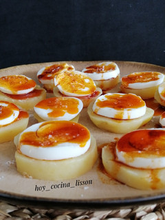 Una foto de Huevos a la gallega