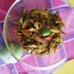 A picture of Green tomato meen (mourola fish).