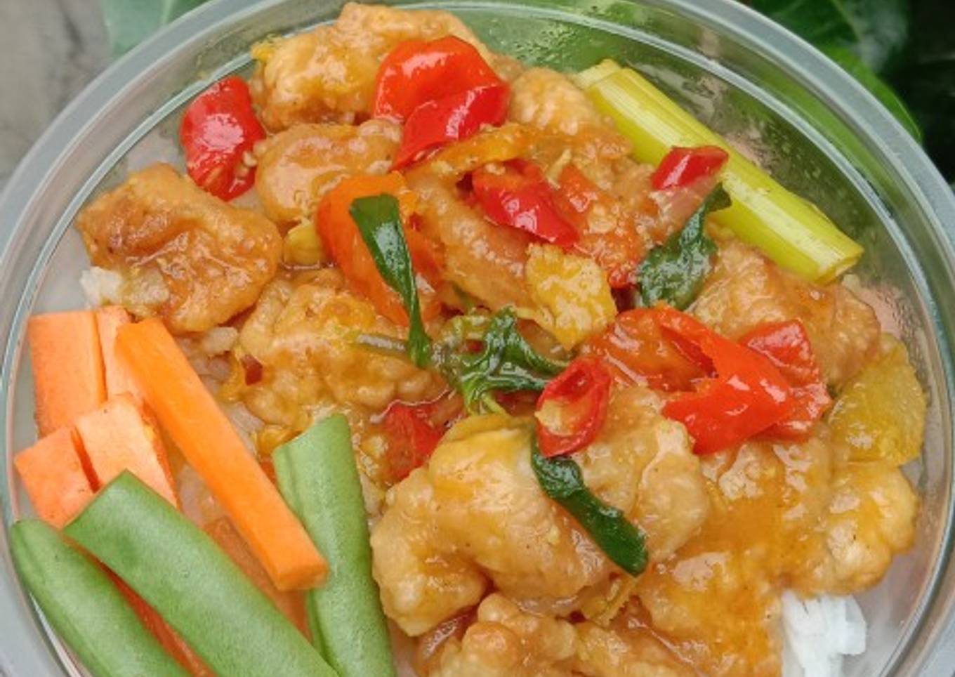 Rice bowl Ayam Rica Rica rukuruku