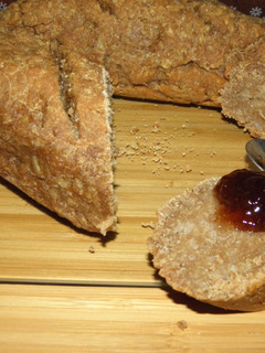 Una foto de Pan de harina integral y arroz integral