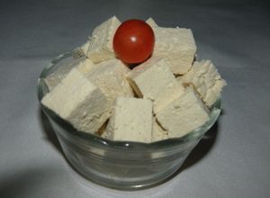 Una foto de Tofu Sólido y Cremoso Casero