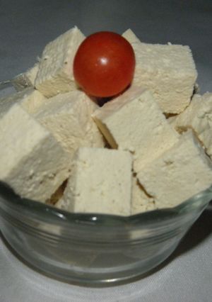 Una foto de Tofu Sólido y Cremoso Casero