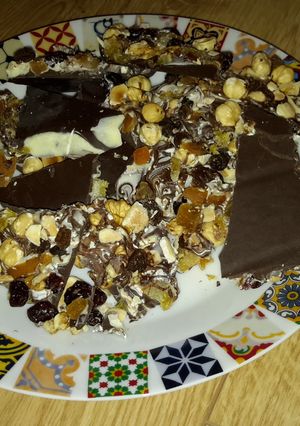Una foto de Torta de chocolates y frutos secos