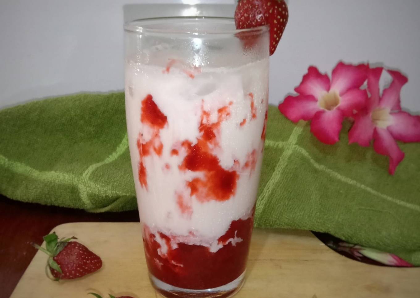 Korean strawberry milk