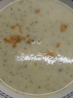 Una foto de Crema de calabacines y manzana