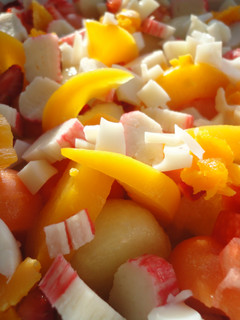 Una foto de ensalada de frutas.
