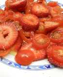 Ensalada de tomates, fresones y tomillo