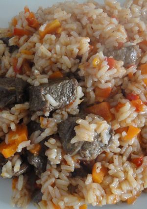 Una foto de Arroz con verduras y añojo