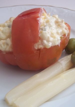 Foto principal de Canasta de tomate con ensaladilla