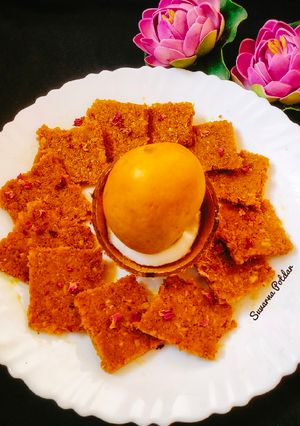 मँगो नारळाची वडी (Mango Naralachi Vadi Recipe In Marathi) रेसिपी चे मुख्य फोटो 