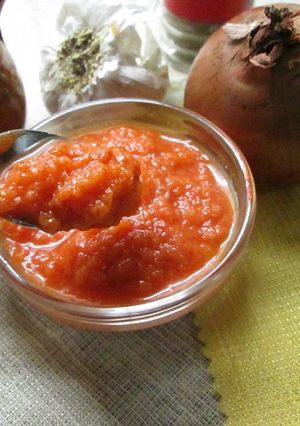 Una foto de Salsa fría de cebolla 