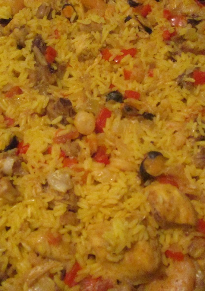 Una foto de Arroz exprés con mariscos cocidos y congelados