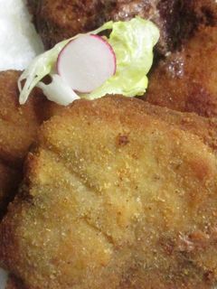 Una foto de Cordon blue con pavo, queso y adobo especial