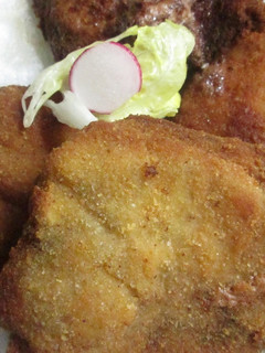 Una foto de Cordon blue con pavo, queso y adobo especial