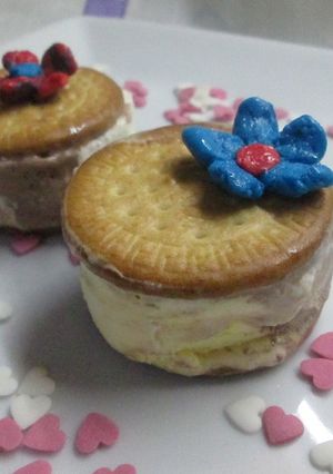 Una foto de Sandwich helado con galletas María