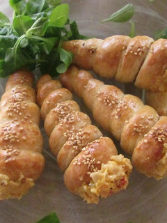 Una foto de Cañoncitos rellenos de maíz con quesos
