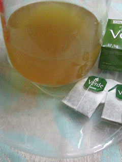 Una foto de Té verde con jengibre para perder peso