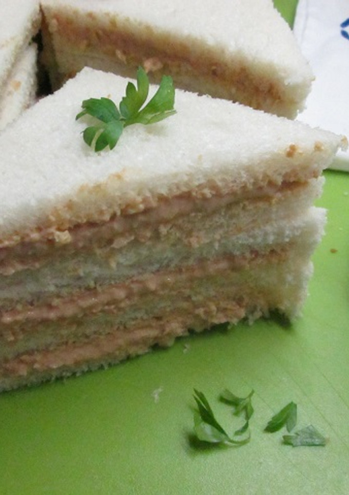 Una foto de Sandwich con crema de atún