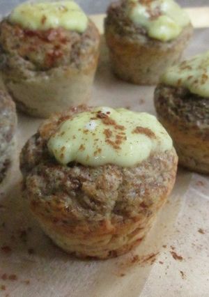 Una foto de Bizcochitos de salvado con crema pastelera dietéticos