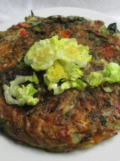 Una foto de Tortilla de acelga y trampó mallorquín