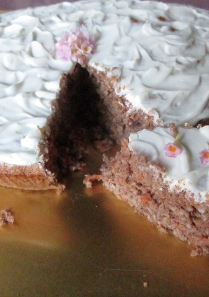 Una foto de Bizcocho de zanahoria con crema de queso light