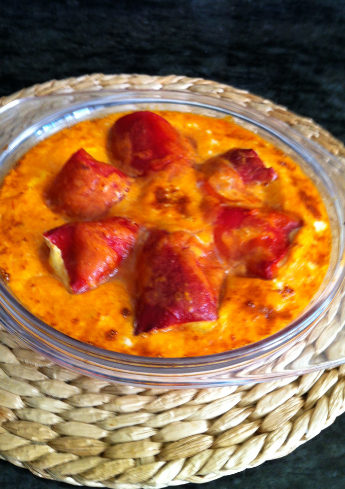 Una foto de Pimientos del piquillo rellenos de brandada de bacalao Marisa