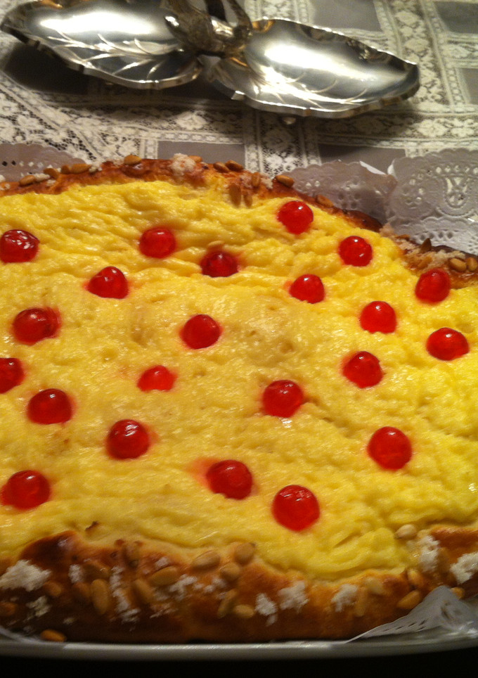 Una foto de Coca de crema pastelera Marisa